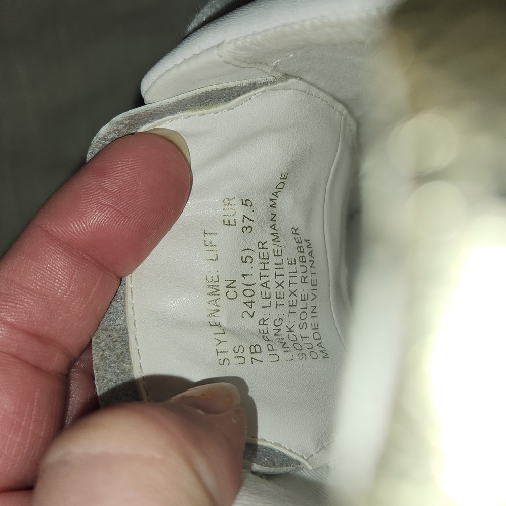Kate Spade lift sneakers size 7 - Picture 13 of 14